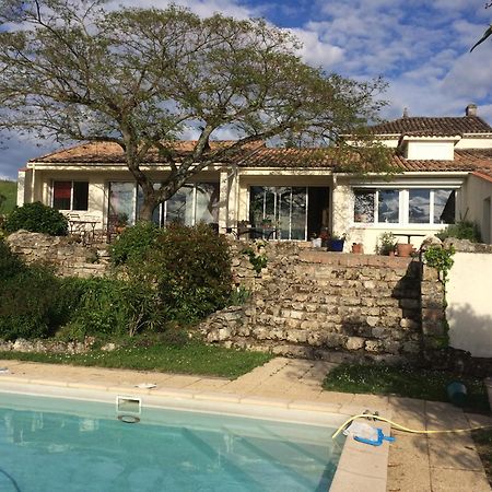 Les 4 Elements St Emilion Bed & Breakfast Branne  Exterior photo
