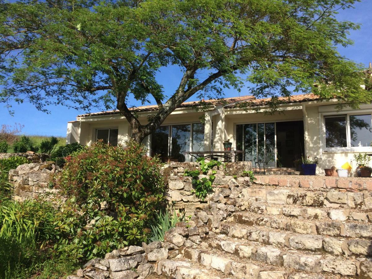 Les 4 Elements St Emilion Bed & Breakfast Branne  Exterior photo